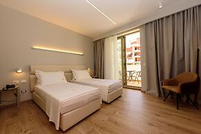 Navy Hotel