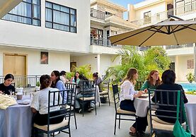 Hotel Gulmohar
