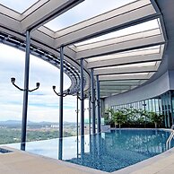 Sheraton Kuching Hotel