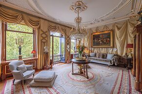 Park Mansion Hotel