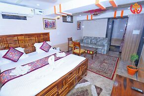 Hotel Ajeet Palace