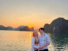 Cat Ba Violet Hotel