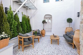 Agora Suites
