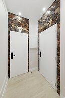 Agora Suites