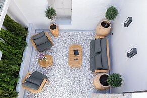 Agora Suites