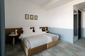 Castor & Pollux Hotel
