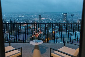 Castor & Pollux Hotel
