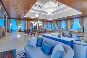 Radisson Collection Hotel & Spa, Riverfront Srinagar