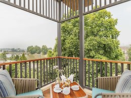 Radisson Collection Hotel & Spa, Riverfront Srinagar