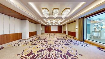 Radisson Collection Hotel & Spa, Riverfront Srinagar