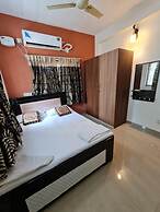 S4 SRUTHI SERVICE APARTMENT