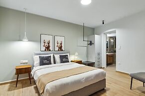 Limehome Athens Solonos City Center