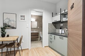 Limehome Athens Solonos City Center