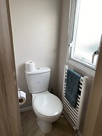 Immaculate 3 Bedroom Caravan in Presthaven