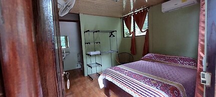 Hostal Y Cabinas Anita