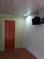 Hostal Y Cabinas Anita