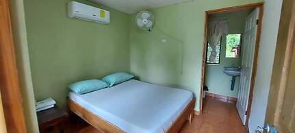 Hostal Y Cabinas Anita