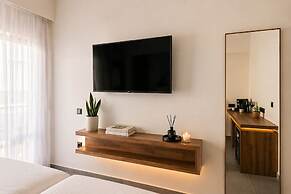 The Q Hotel