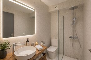 The Q Hotel