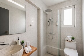 The Q Hotel