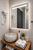 The Q Hotel