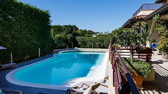 Villa Alais 8 Emma Villas