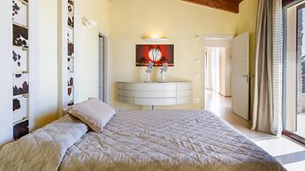 Villa Alais 8 Emma Villas
