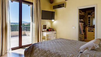 Villa Alais 8 Emma Villas