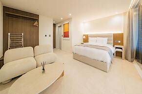 Haeilri Pool & Spa Hotel