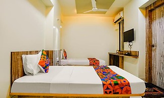 Fabhotel Happy Stay