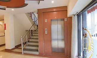 Fabhotel Cp Palace