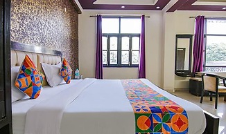 Fabhotel Cp Palace
