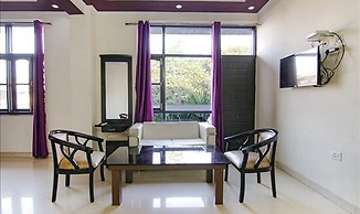 Fabhotel Cp Palace