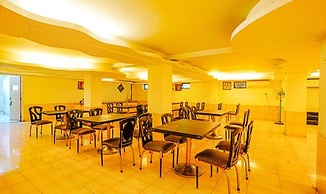 Fabhotel Prime Ge International