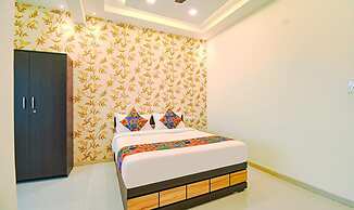 Fabhotel The Petals Residency