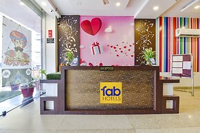 Fabhotel The Palm