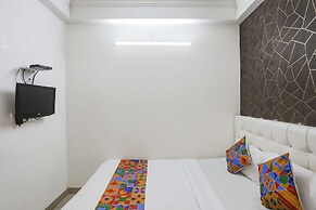 Fabhotel Greenstar Inn
