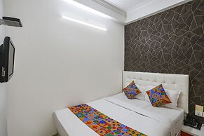 Fabhotel Greenstar Inn