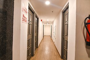 Fabhotel Sayeeda International