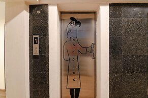 Fabhotel Sayeeda International