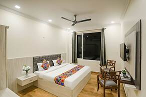 FabHotel Trijal Inn