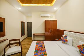 FabHotel Trijal Inn