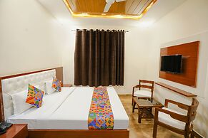 FabHotel Trijal Inn