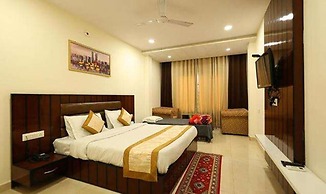 Fabhotel Red Coral