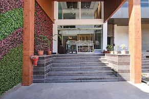 Fabhotel Prism Grand