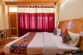 Fabhotel Orchard Retreat