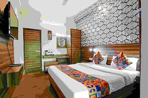 Fabhotel Vijay Palace