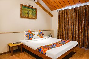 Fabhotel Lotus Resort