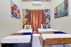 Hotel O White House Syariah