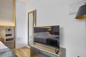 Arena 20 Suites